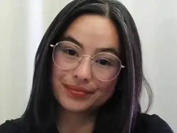 Chaturbate Adult Webcam of hearmymoans_18