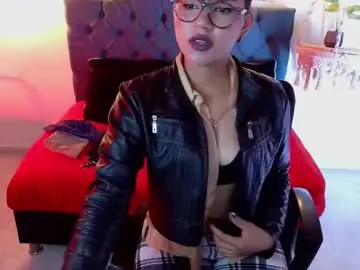 Chaturbate Live Sex of ise_lunny