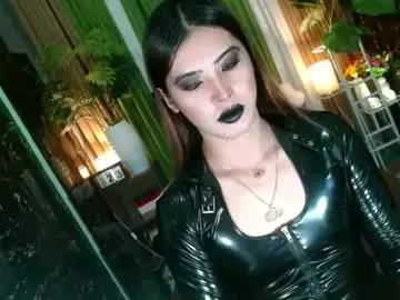 Chaturbate Adult Webcams of queen_kendalx19