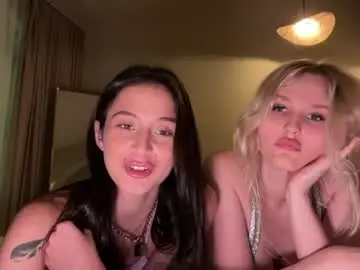 Chaturbate Free Porn Cam of sweety_kate_sammy