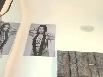 Chaturbate Live Sex Cam of taniamilan