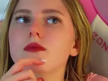 Chaturbate Live Sex Cam of lexireadway