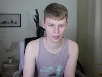 Chaturbate Live Sex Cam of amor__boy