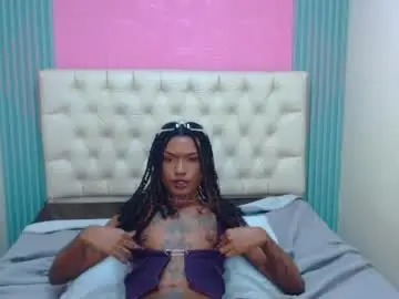 Chaturbate Free Porn Cam of fire_darknees