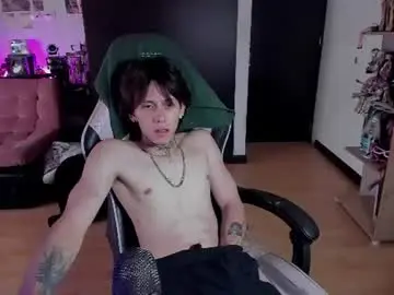 Chaturbate Live Sex Cam of xice_boy