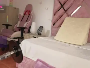 Chaturbate Adult Video Chat of candy_chloe02