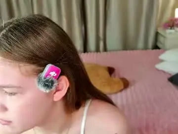 Chaturbate Free Live Porn of playfulmelly