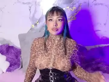 Chaturbate Live Sex Cam of sophia_harrys