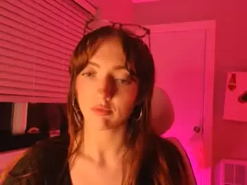 Chaturbate Adult Webcams of foxyredddd