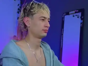 Chaturbate Best live sex cam show of mattias_dantee