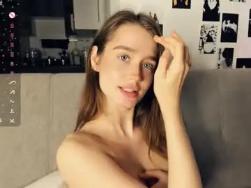 Chaturbate Best live sex cam show of alivialovely