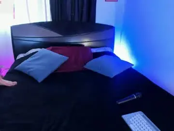 Chaturbate Sex Cam of anhiahoney02