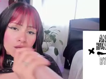 Chaturbate Watch Live Sex Cams of anhiahoney02