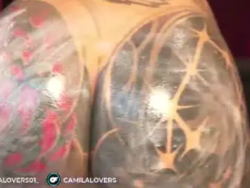 Chaturbate Live Porn of camilalovers01