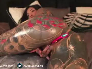 Chaturbate Live Porn of camilalovers01