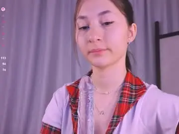 Chaturbate Live Sex Cam of emmicanfly