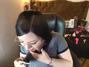 Chaturbate Nude Webcam of hannacarterr