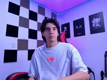 Chaturbate Best live sex cam show of alan_boy01