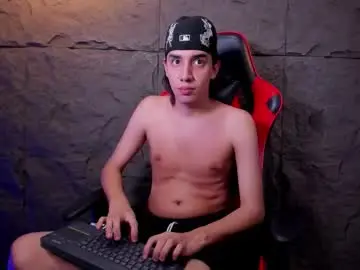 Chaturbate Live Porn of alan_boy01