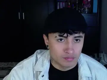 Chaturbate Live Porn of boylatin_777