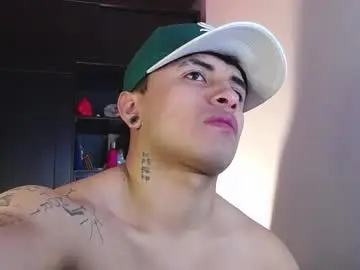 Chaturbate Free Live Porn of boylatin_777