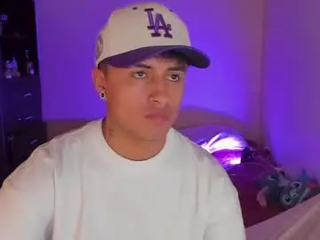 Chaturbate Best live sex cam show of boylatin_777