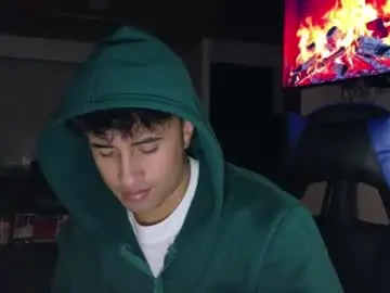 Chaturbate Free Porn Cam of boylatin_777