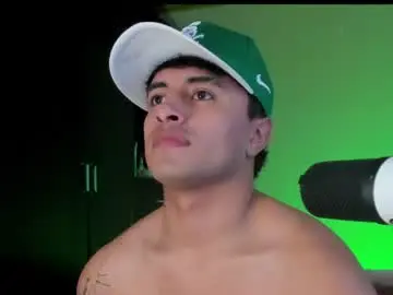 Chaturbate Live Sex of boylatin_777