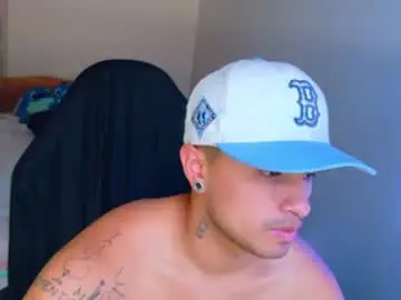 Chaturbate Sex Cam of boylatin_777