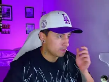 Chaturbate Nude Webcam of boylatin_777