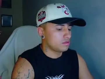Chaturbate Adult Video Chat of boylatin_777