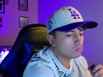 Chaturbate Private Sex Chat of boylatin_777