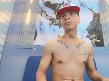 Chaturbate Sex Cam of henry_green2