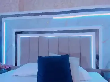 Chaturbate Sex Cam of isa_blue1