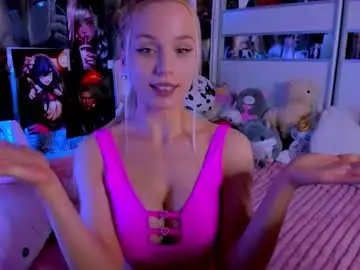 Chaturbate Live Sex Cam of cuttie_ponyy