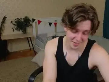 Chaturbate Live Sex Cam of oliver_travis