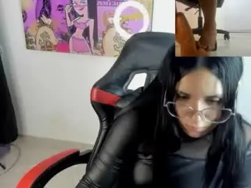 Chaturbate Live Sex Cam of queen_findom1