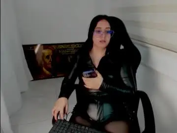 Chaturbate Live Porn of queen_findom1