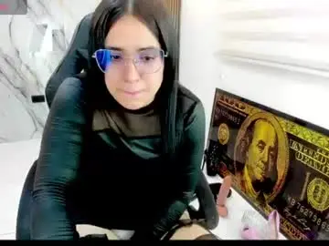 Chaturbate Nude Webcam of queen_findom1