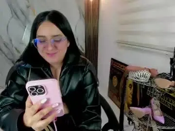 Chaturbate Adult Video Chat of queen_findom1