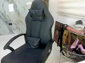 Chaturbate Private Sex Chat of queen_findom1
