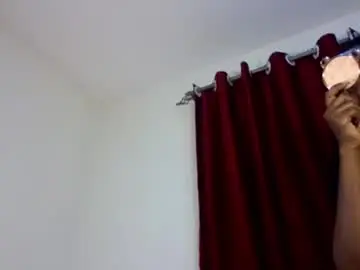 Chaturbate Live Sex Cam of shania_sleigh