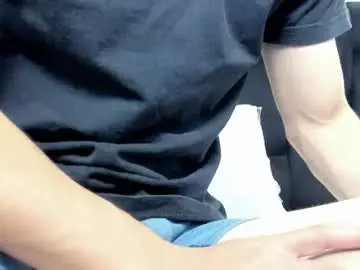 Chaturbate Best live sex cam show of adam_clay21