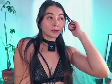 Chaturbate Free Live Porn of bellapazzia13