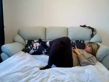 Chaturbate Adult Video Chat of little_bitch_09
