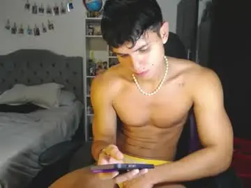 Chaturbate Adult Webcams of saulomiralles
