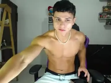 Chaturbate Best live sex cam show of saulomiralles
