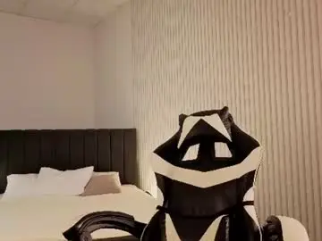 Chaturbate Free Porn Cam of valenora1