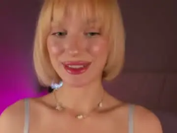 Chaturbate Live Sex of valenora1