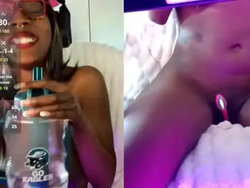 Chaturbate Live Sex of alys_at_college